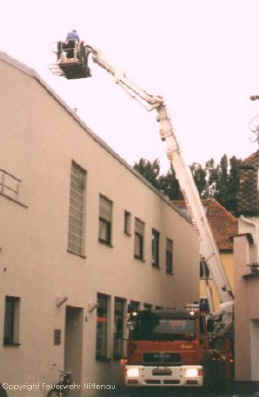 TGM in enger Gasse