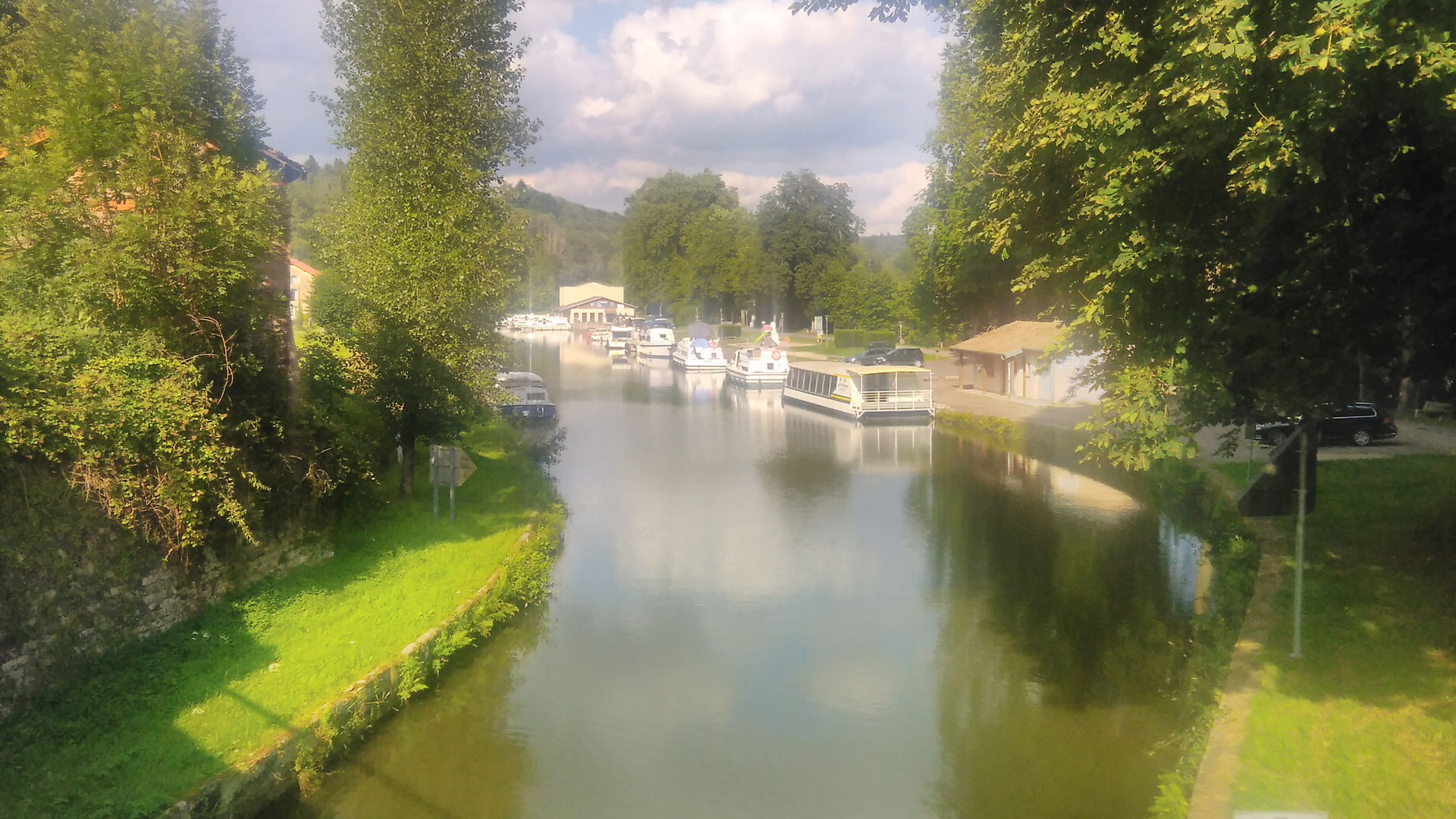 20210729_Elsass_Canal_de_Vosges_Fontenoy_le_Chateau_1920x1080.jpg